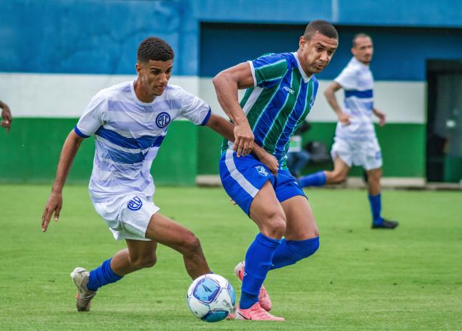 Série B1: Paduano vence o Artsul e assume a ponta