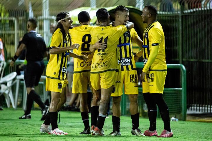 Voltaço conquista primeiro triunfo na Taça Guanabara