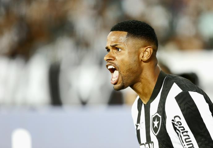 Com show de Jr. Santos, Botafogo amassa o Aurora-BOL na Libertadores