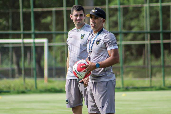 Felipe Loureiro busca o equilíbrio da equipe e visa confronto contra o Bangu