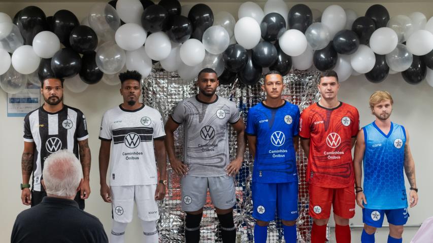 Resende apresenta novos uniformes e elenco de 2024