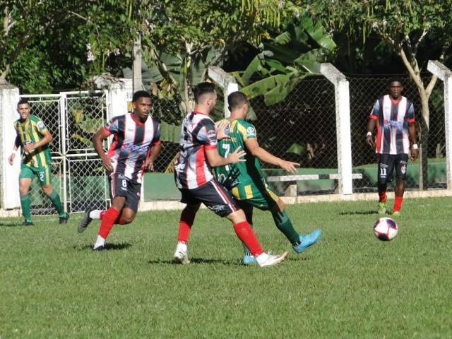 Tudo igual nos jogos atrasados da Copa do Calcário