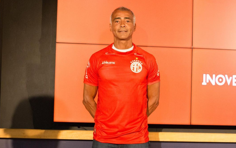 Mecão lança novos uniformes para a temporada 2024