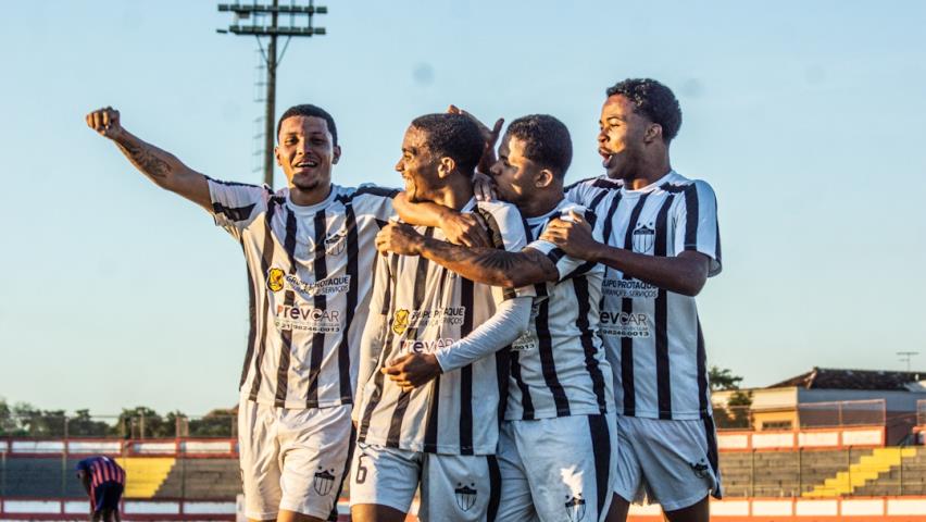 Série C: Uni Souza goleia e Niteroiense vence e retoma a ponta