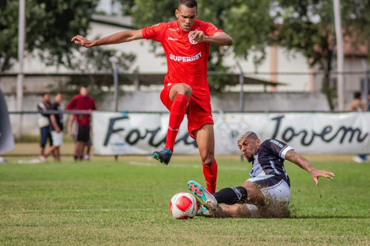 A2: Petrópolis vence, Americano se salva, Serrano e Artsul caem