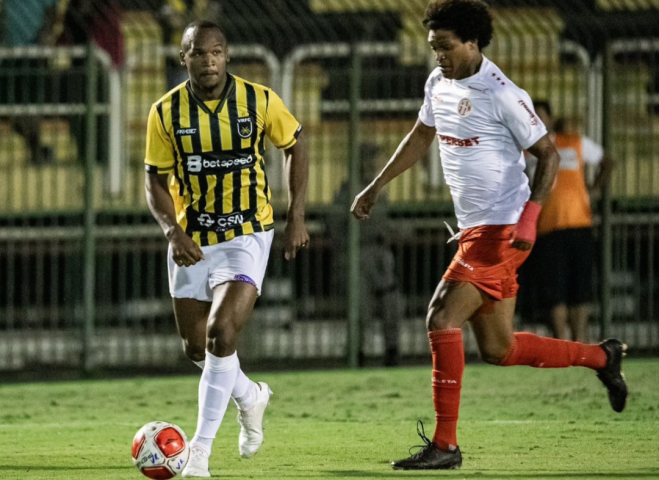 Esquadrão de Aço avança para as quartas da Copa Rio