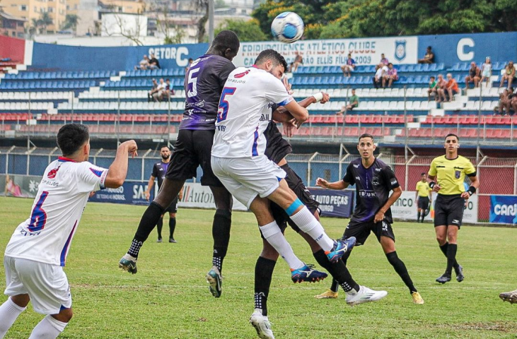 Paduano e Pérolas Negras vencem na estreia da Série B1