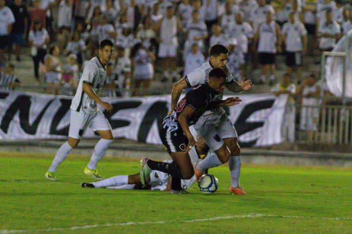 Série C: Voltaço segura empate em João Pessoa