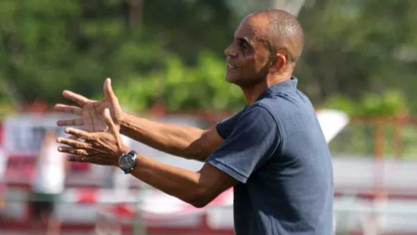 Edson Souza é o novo técnico do America