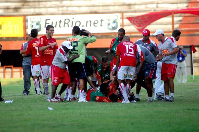 Série B 2012 - 1ª Fase 6ª Rodada - América 2 X 1 Goytacaz