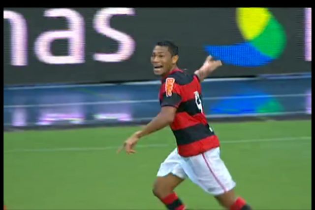 Flamengo Vence e Segue na Liderança do Grupo B