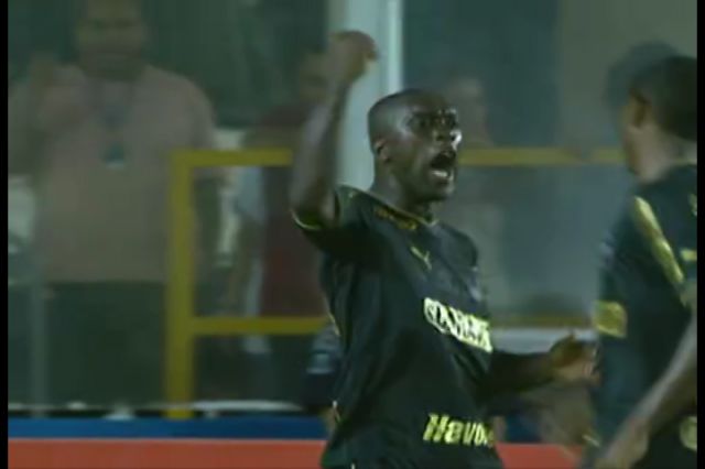 Com Seedorf Inspirado, Botafogo Vence o Macaé