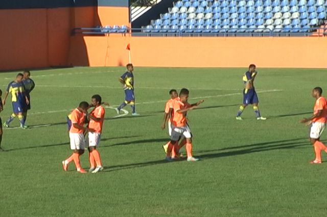 Copa Rio 2013 - Nova Iguaçu 2 X 0 Sampaio Correa - 1ª Fase Turno 4ª Rodada