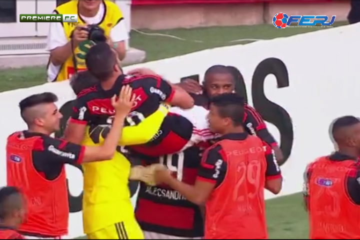 Brasileiro Série a - Flamengo 3 X 0 Cruzeiro-mg - 28ª Rodada