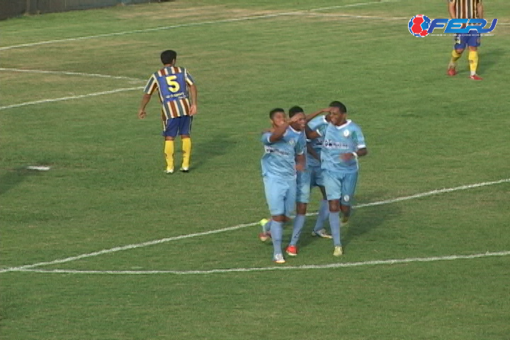 Copa Rio 2014 - Macaé 2 X 1 Madureira - 1ª Fase Returno 3ª Rodada