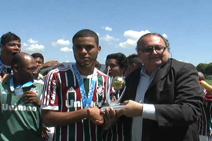 Fluminense Campeão do Torneio Guilherme Embry Sub 16 - 2014