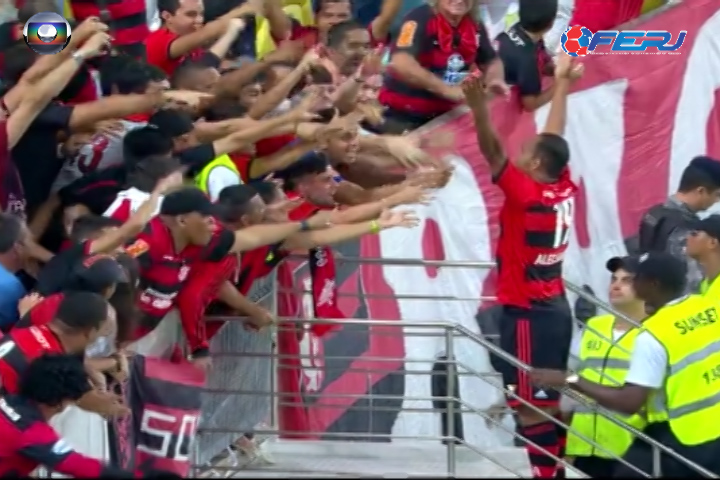 Cariocão Guaraviton 2014 - Cabofriense 0 X 3 Flamengo  - 1ª Jogo Semi Final