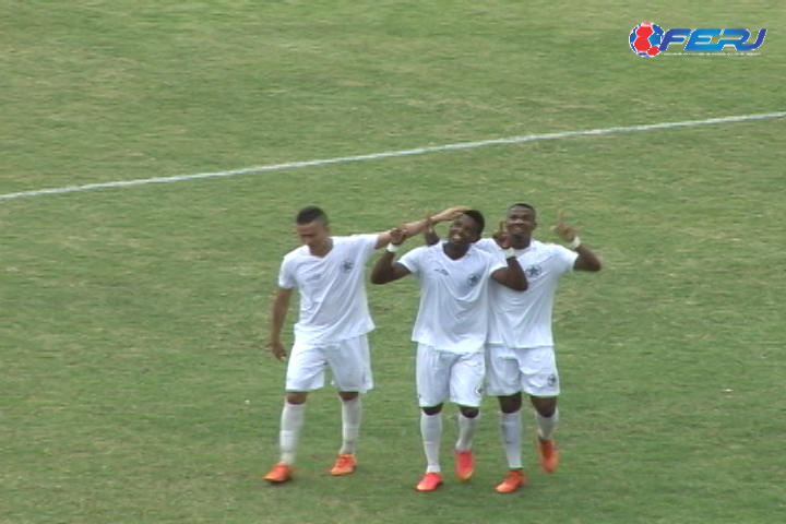 Copa Rio 2015 - Resende 3 X 2 Gonçalense - 1º Jogo - Semi-final