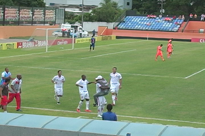 Carioca 2015 - Nova Iguaçu 2 X 3 Bangu - 5ª Rodada