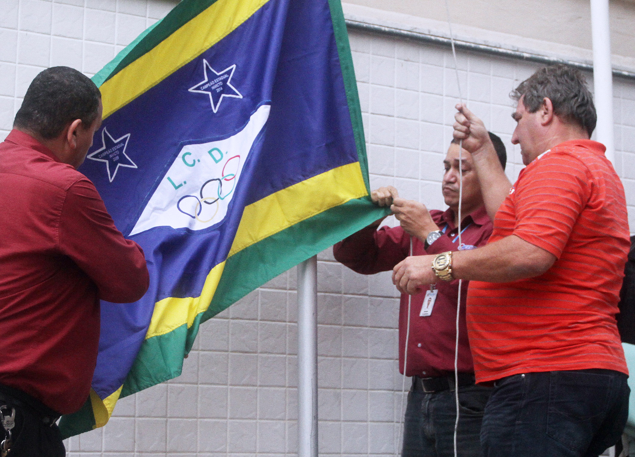 Ferj Realiza Hasteamento da Bandeira da Liga Campista