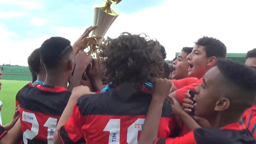 Metropolitano Sub 13 - 2016 - Vasco da Gama 0 X 2 Flamengo - Final