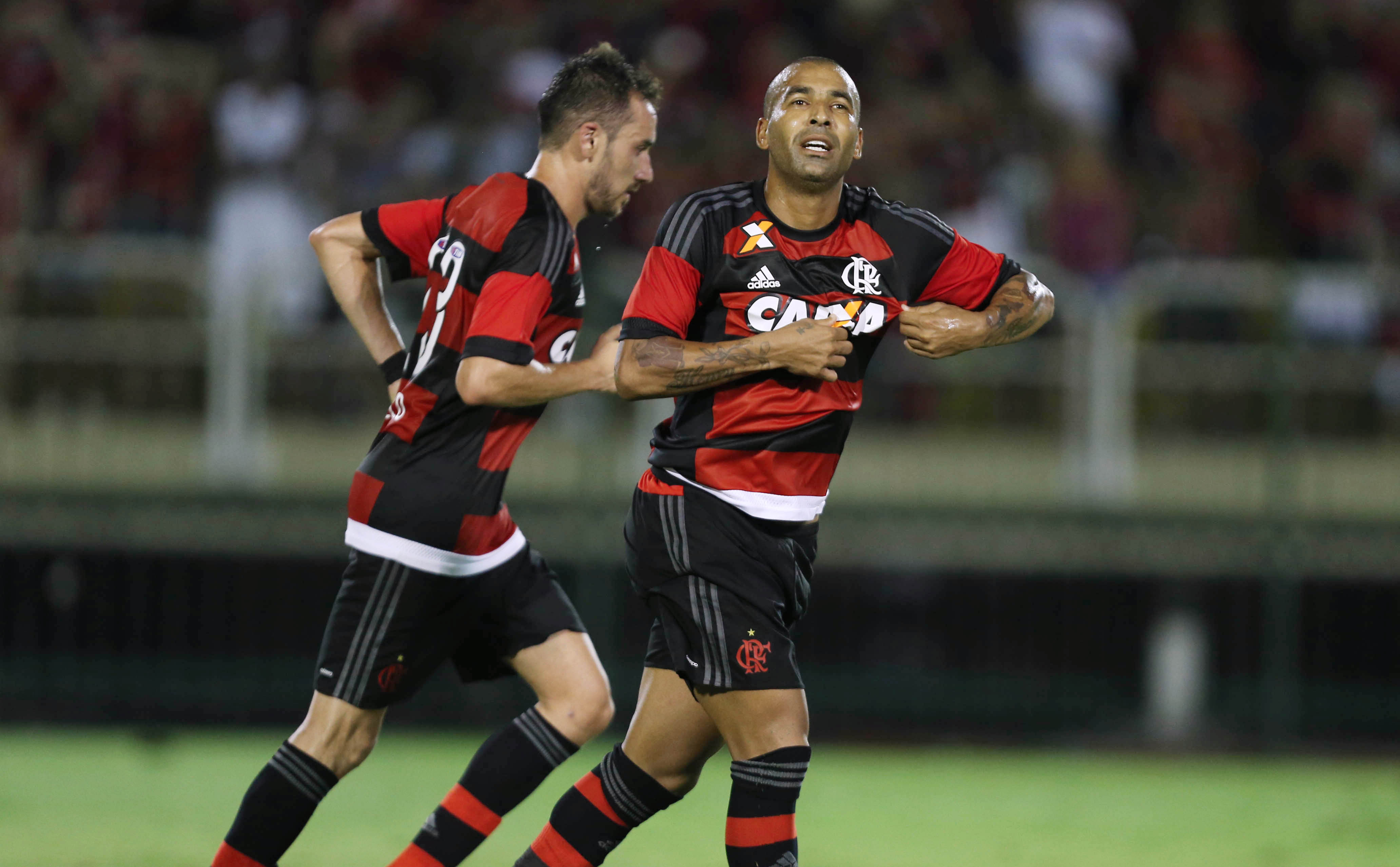 Flamengo goleia a Portuguesa 