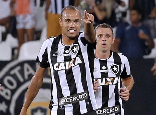 Botafogo vence o Estudiantes - Copa Libertadores