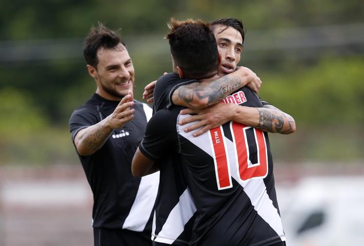 Vasco vence o Madureira e encaminha a classificação