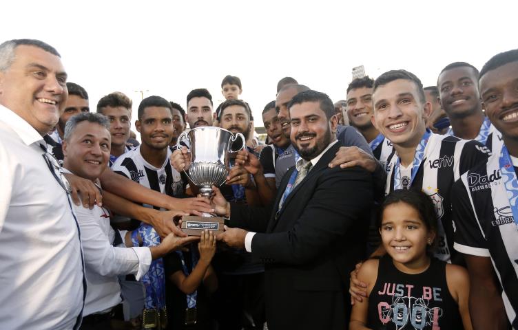 Americano conquista a Taça Santos Dumont