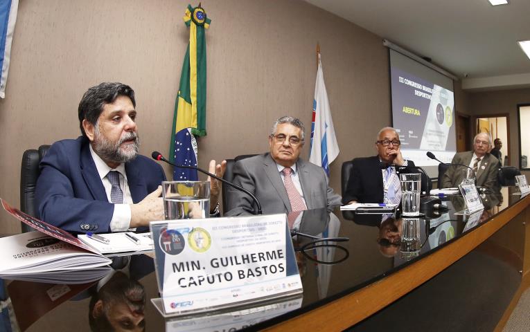 Primeiro dia do III Congresso Brasileiro de Direito Desportivo